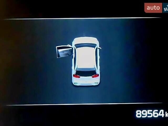 Черный Киа Niro, объемом двигателя 0 л и пробегом 89 тыс. км за 19899 $, фото 3 на Automoto.ua