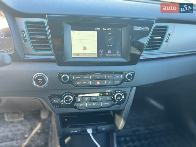 Киа Niro 2019 в Львове на Automoto.ua Черный Киа Niro, объемом двигателя 0 л и пробегом 58 тыс. км за 17000 $, фото 16 на Automoto.ua