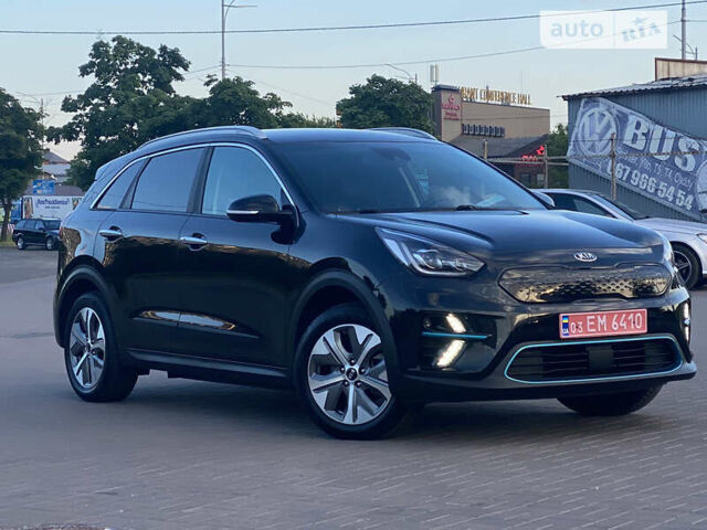 Чорний Кіа Niro, об'ємом двигуна 0 л та пробігом 118 тис. км за 19299 $, фото 5 на Automoto.ua