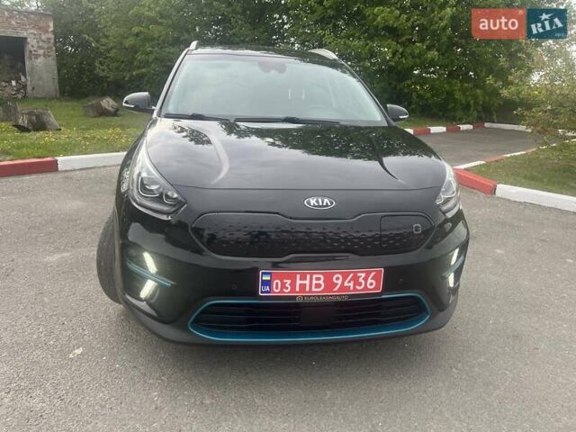 Черный Киа Niro, объемом двигателя 0 л и пробегом 112 тыс. км за 18700 $, фото 3 на Automoto.ua