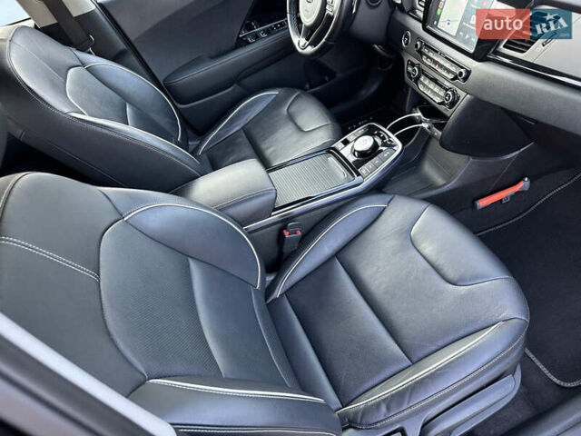 Черный Киа Niro, объемом двигателя 0 л и пробегом 148 тыс. км за 17500 $, фото 42 на Automoto.ua