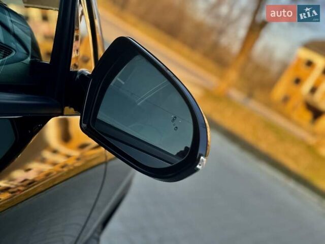 Черный Киа Niro, объемом двигателя 0 л и пробегом 68 тыс. км за 18750 $, фото 49 на Automoto.ua
