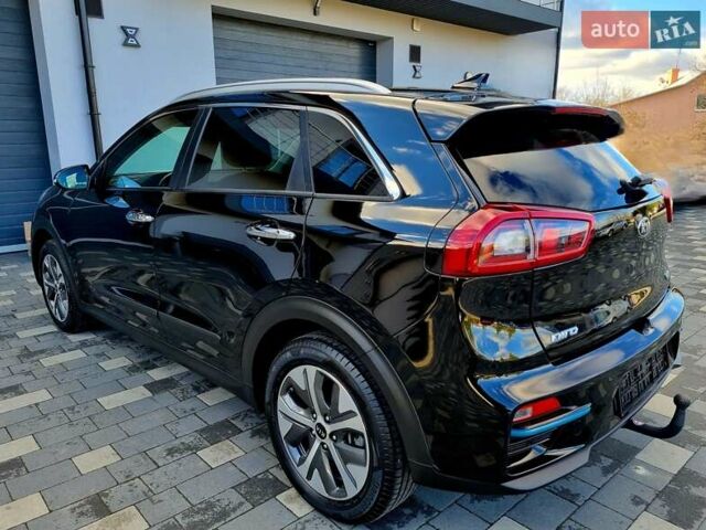 Черный Киа Niro, объемом двигателя 0 л и пробегом 89 тыс. км за 19899 $, фото 7 на Automoto.ua