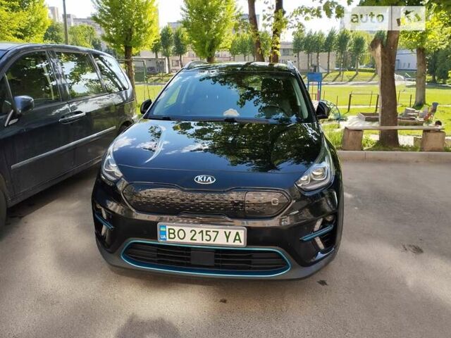 Чорний Кіа Niro, об'ємом двигуна 0 л та пробігом 154 тис. км за 22000 $, фото 75 на Automoto.ua