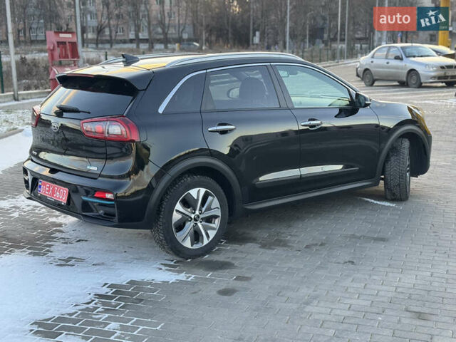 Черный Киа Niro, объемом двигателя 0 л и пробегом 102 тыс. км за 16499 $, фото 8 на Automoto.ua