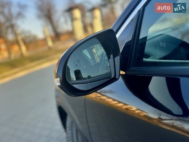 Черный Киа Niro, объемом двигателя 0 л и пробегом 68 тыс. км за 18750 $, фото 26 на Automoto.ua