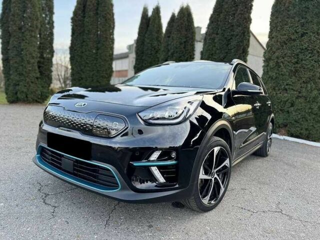 Киа Niro 2019 в Киеве на Automoto.ua Черный Киа Niro, объемом двигателя 0 л и пробегом 107 тыс. км за 15600 $, фото 2 на Automoto.ua