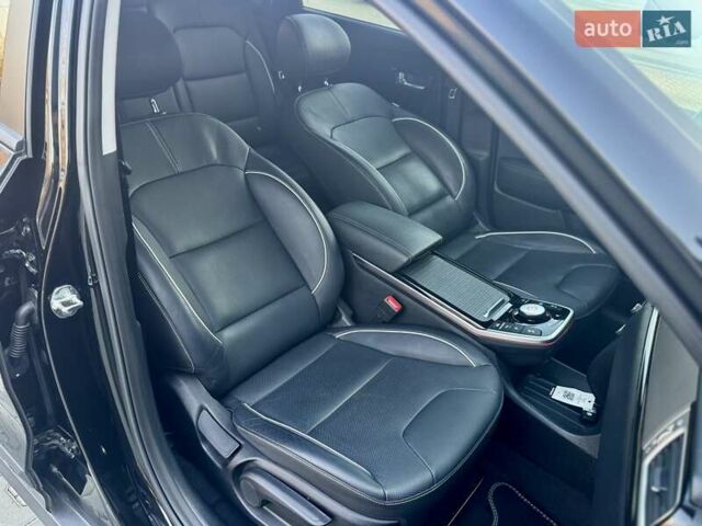 Черный Киа Niro, объемом двигателя 0 л и пробегом 68 тыс. км за 18750 $, фото 143 на Automoto.ua