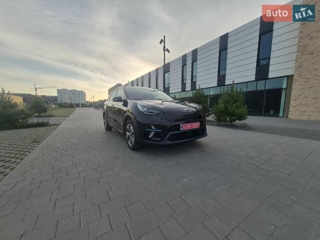 Черный Киа Niro, объемом двигателя 0 л и пробегом 143 тыс. км за 17150 $, фото 23 на Automoto.ua
