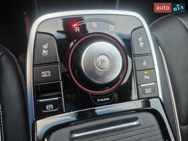 Черный Киа Niro, объемом двигателя 0 л и пробегом 143 тыс. км за 17150 $, фото 86 на Automoto.ua