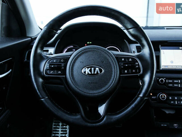 Черный Киа Niro, объемом двигателя 0 л и пробегом 31 тыс. км за 15500 $, фото 17 на Automoto.ua