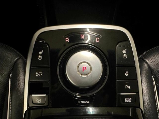 Чорний Кіа Niro, об'ємом двигуна 0 л та пробігом 155 тис. км за 13700 $, фото 11 на Automoto.ua