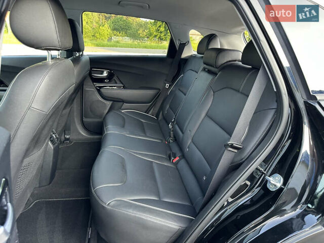 Черный Киа Niro, объемом двигателя 0 л и пробегом 147 тыс. км за 17800 $, фото 34 на Automoto.ua