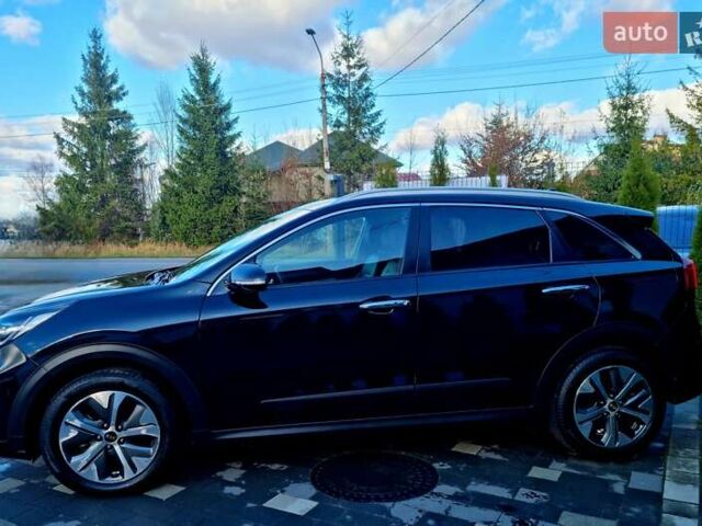 Черный Киа Niro, объемом двигателя 0 л и пробегом 89 тыс. км за 19899 $, фото 48 на Automoto.ua