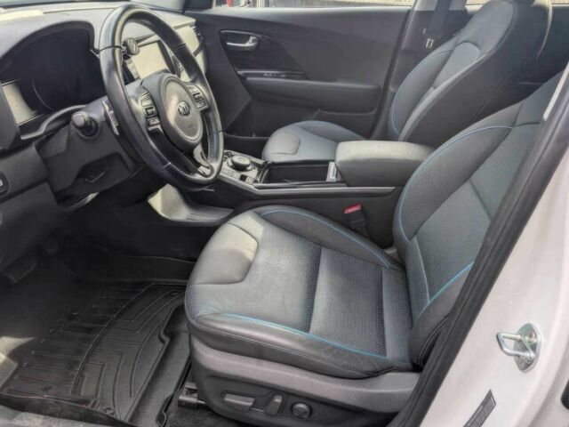 Чорний Кіа Niro, об'ємом двигуна 0 л та пробігом 39 тис. км за 11800 $, фото 8 на Automoto.ua