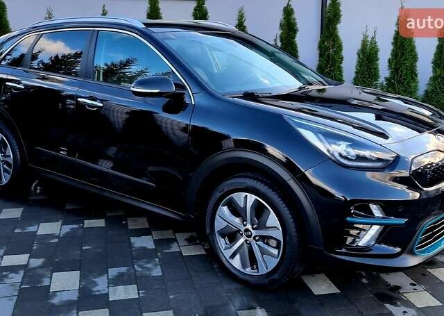 Черный Киа Niro, объемом двигателя 0 л и пробегом 89 тыс. км за 19899 $, фото 30 на Automoto.ua