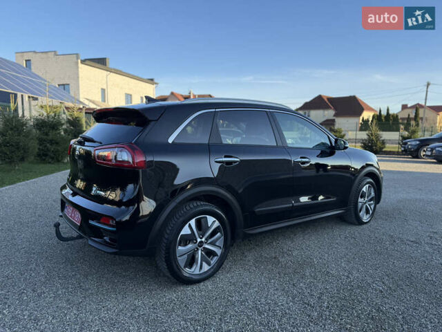 Черный Киа Niro, объемом двигателя 0 л и пробегом 71 тыс. км за 18999 $, фото 13 на Automoto.ua