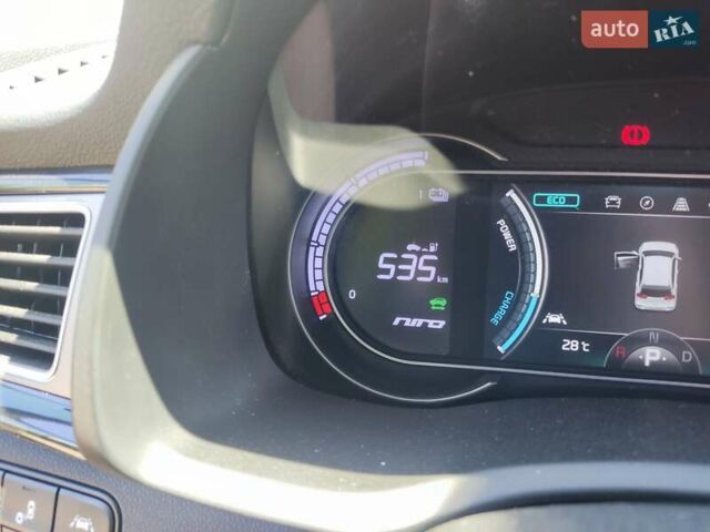 Черный Киа Niro, объемом двигателя 0 л и пробегом 140 тыс. км за 18879 $, фото 14 на Automoto.ua