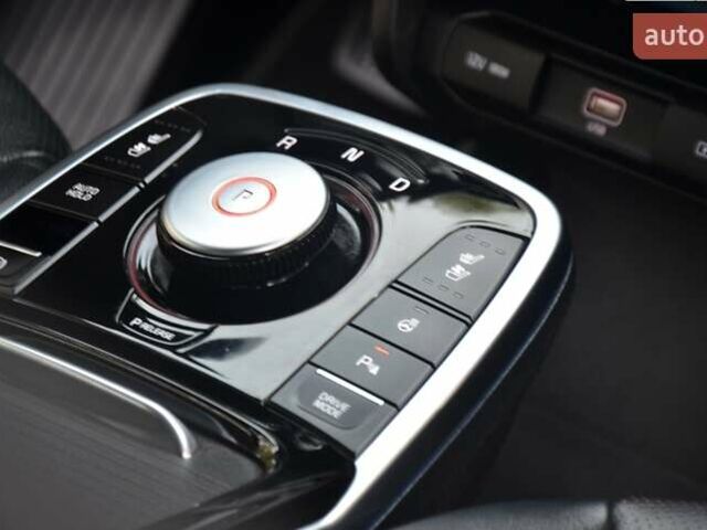 Черный Киа Niro, объемом двигателя 0 л и пробегом 155 тыс. км за 16500 $, фото 22 на Automoto.ua