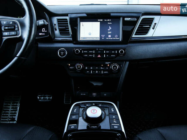 Черный Киа Niro, объемом двигателя 0 л и пробегом 31 тыс. км за 15500 $, фото 24 на Automoto.ua