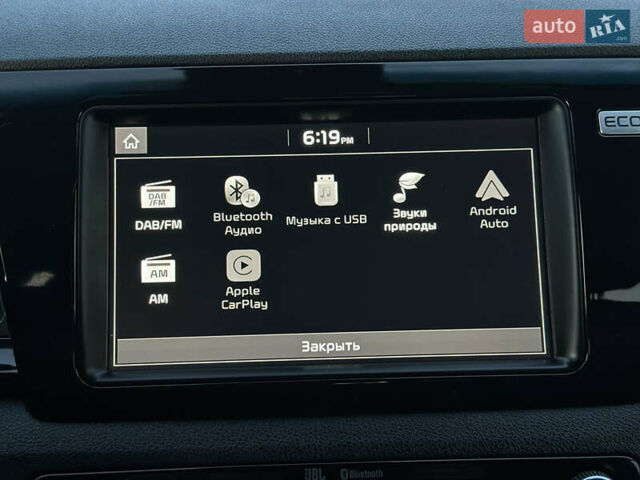 Чорний Кіа Niro, об'ємом двигуна 0 л та пробігом 93 тис. км за 18700 $, фото 73 на Automoto.ua