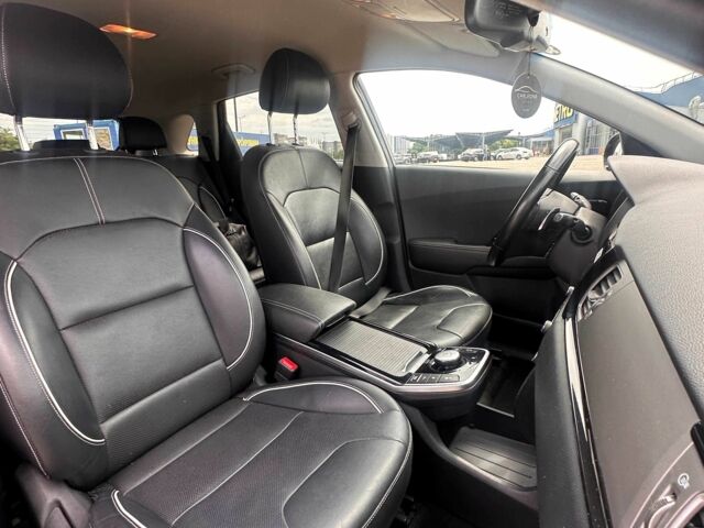 Киа Niro 2019 в Киеве на Automoto.ua Черный Киа Niro, объемом двигателя 0 л и пробегом 128 тыс. км за 17400 $, фото 18 на Automoto.ua