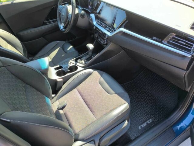 Черный Киа Niro, объемом двигателя 1.6 л и пробегом 47 тыс. км за 8200 $, фото 7 на Automoto.ua