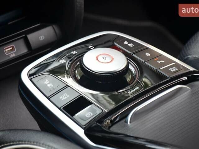 Черный Киа Niro, объемом двигателя 0 л и пробегом 155 тыс. км за 16500 $, фото 21 на Automoto.ua
