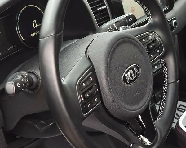 Черный Киа Niro, объемом двигателя 0 л и пробегом 113 тыс. км за 18200 $, фото 23 на Automoto.ua