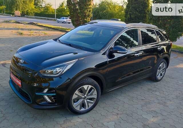 Черный Киа Niro, объемом двигателя 0 л и пробегом 105 тыс. км за 19099 $, фото 12 на Automoto.ua