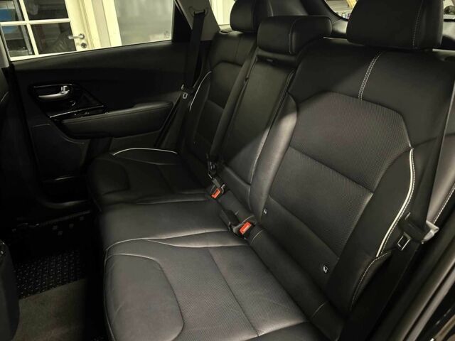 Черный Киа Niro, объемом двигателя 0 л и пробегом 155 тыс. км за 13700 $, фото 17 на Automoto.ua