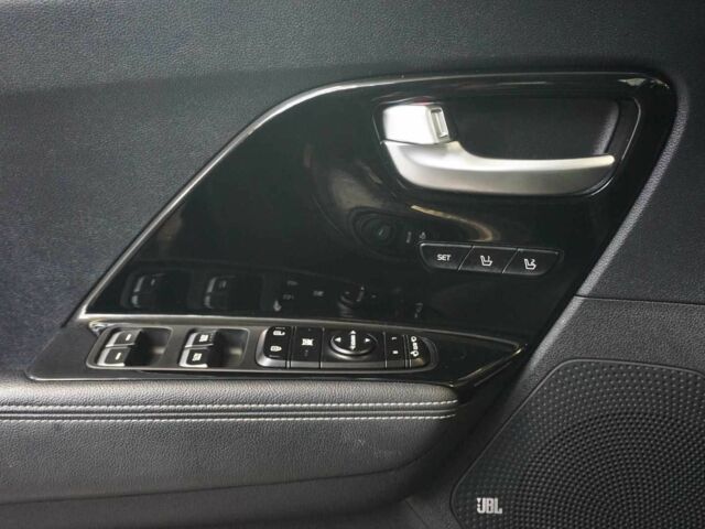 Кіа Niro 2019 у Києві на Automoto.ua Чорний Кіа Niro, об'ємом двигуна 0 л та пробігом 158 тис. км за 14200 $, фото 22 на Automoto.ua