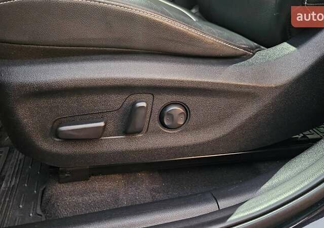 Чорний Кіа Niro, об'ємом двигуна 0 л та пробігом 120 тис. км за 21500 $, фото 3 на Automoto.ua