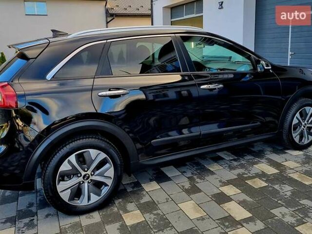 Черный Киа Niro, объемом двигателя 0 л и пробегом 89 тыс. км за 19899 $, фото 46 на Automoto.ua