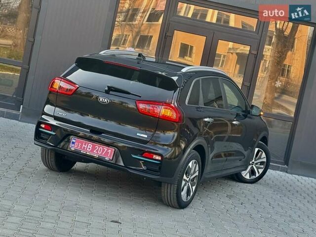 Черный Киа Niro, объемом двигателя 0 л и пробегом 68 тыс. км за 18750 $, фото 75 на Automoto.ua