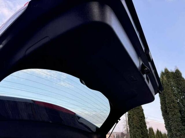 Киа Niro 2019 в Киеве на Automoto.ua Черный Киа Niro, объемом двигателя 0 л и пробегом 107 тыс. км за 15600 $, фото 14 на Automoto.ua