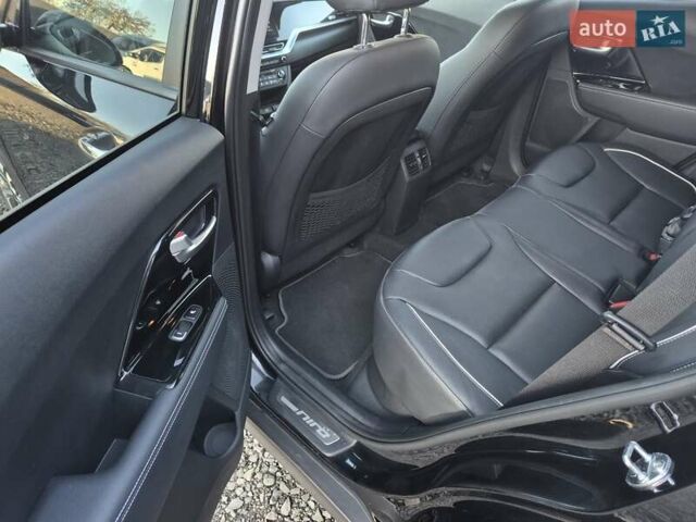 Черный Киа Niro, объемом двигателя 0 л и пробегом 132 тыс. км за 19449 $, фото 23 на Automoto.ua