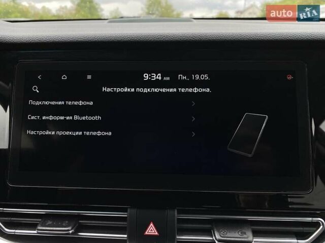 Чорний Кіа Niro, об'ємом двигуна 0 л та пробігом 107 тис. км за 22400 $, фото 55 на Automoto.ua