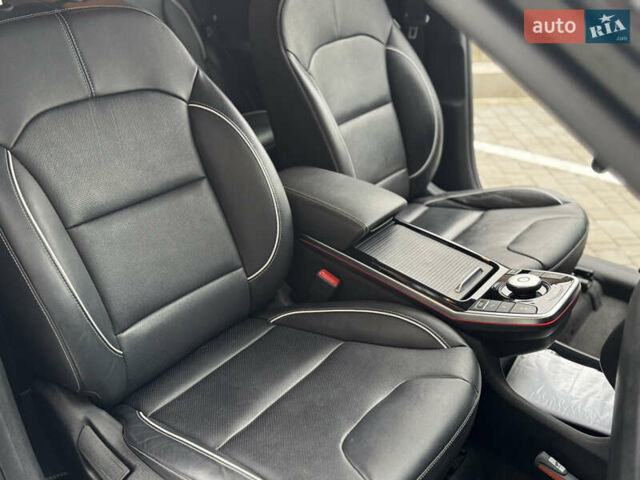 Черный Киа Niro, объемом двигателя 0 л и пробегом 132 тыс. км за 18699 $, фото 33 на Automoto.ua