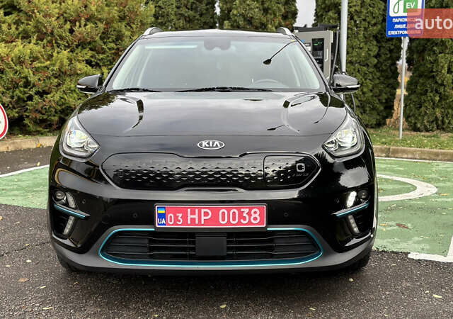 Чорний Кіа Niro, об'ємом двигуна 0 л та пробігом 110 тис. км за 19500 $, фото 50 на Automoto.ua