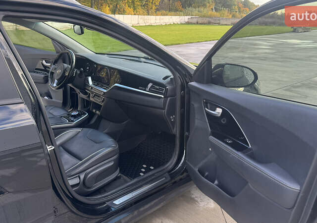 Киа Niro 2020 в Луцке на Automoto.ua Черный Киа Niro, объемом двигателя 0 л и пробегом 155 тыс. км за 19700 $, фото 13 на Automoto.ua