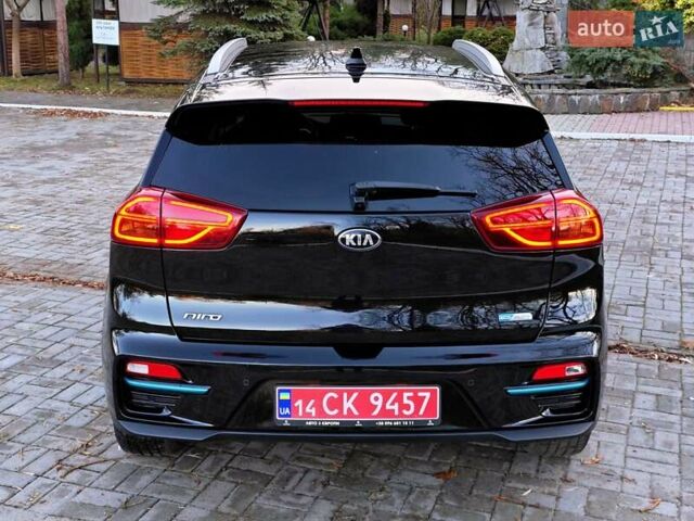Черный Киа Niro, объемом двигателя 0 л и пробегом 115 тыс. км за 19999 $, фото 27 на Automoto.ua