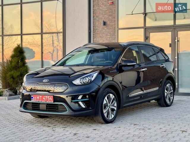 Черный Киа Niro, объемом двигателя 0 л и пробегом 110 тыс. км за 17999 $, фото 12 на Automoto.ua