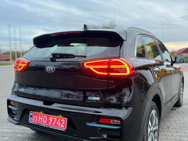 Черный Киа Niro, объемом двигателя 0 л и пробегом 106 тыс. км за 17900 $, фото 9 на Automoto.ua