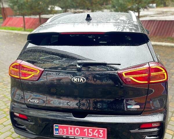 Киа Niro 2020 в Луцке на Automoto.ua Черный Киа Niro, объемом двигателя 0 л и пробегом 98 тыс. км за 20500 $, фото 45 на Automoto.ua