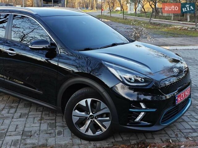 Черный Киа Niro, объемом двигателя 0 л и пробегом 115 тыс. км за 19999 $, фото 13 на Automoto.ua