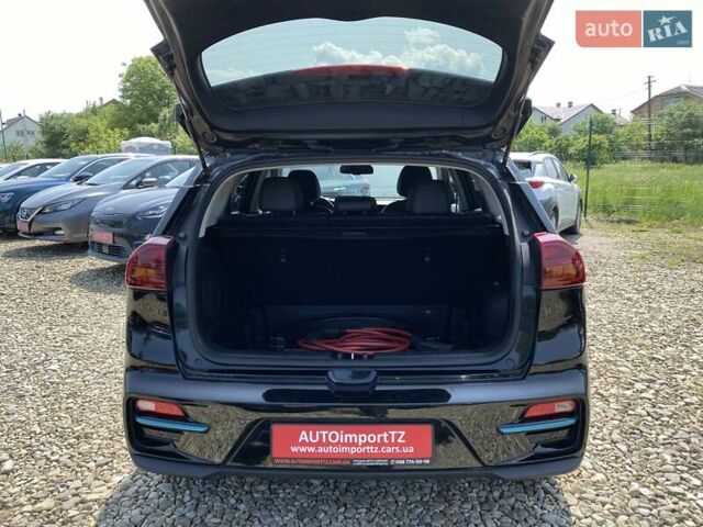 Черный Киа Niro, объемом двигателя 0 л и пробегом 115 тыс. км за 21300 $, фото 52 на Automoto.ua