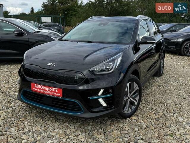 Чорний Кіа Niro, об'ємом двигуна 0 л та пробігом 69 тис. км за 23200 $, фото 25 на Automoto.ua