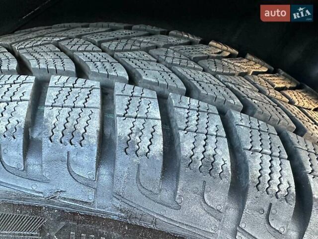 Черный Киа Niro, объемом двигателя 0 л и пробегом 35 тыс. км за 23400 $, фото 31 на Automoto.ua