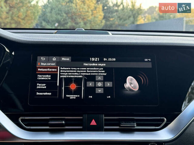 Черный Киа Niro, объемом двигателя 0 л и пробегом 50 тыс. км за 23499 $, фото 87 на Automoto.ua